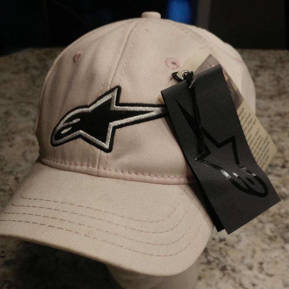 AlpineStars Ladies "Corporate" Flexfit Hat